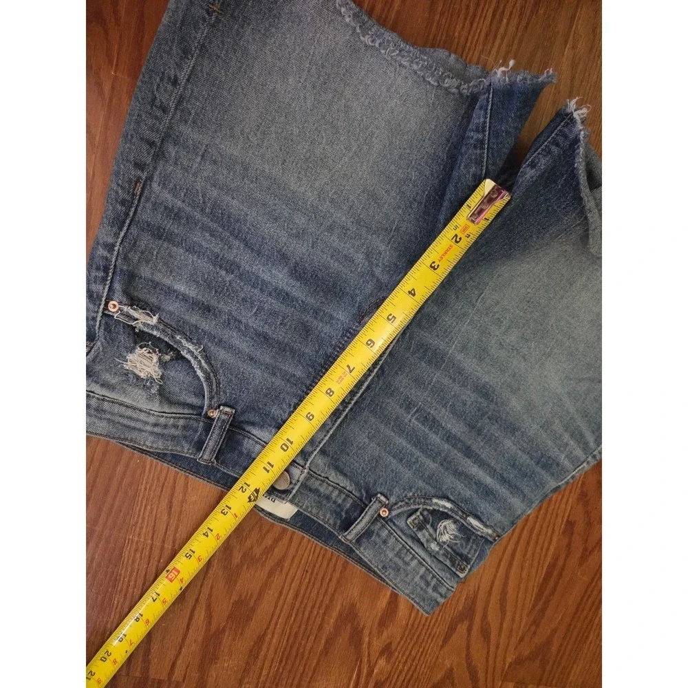BKE Parker High Rise Distressed Denim Shorts Medium Wash Blue Womens Size 28